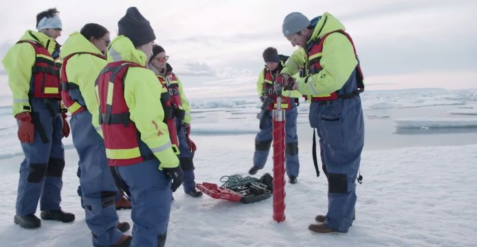 ice samples Arctic region have microplastics
