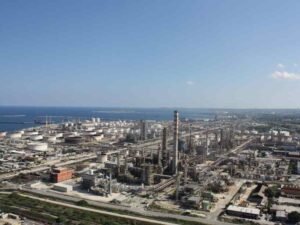 Eni, Q8 come together to build Italian biorefinery ethanol